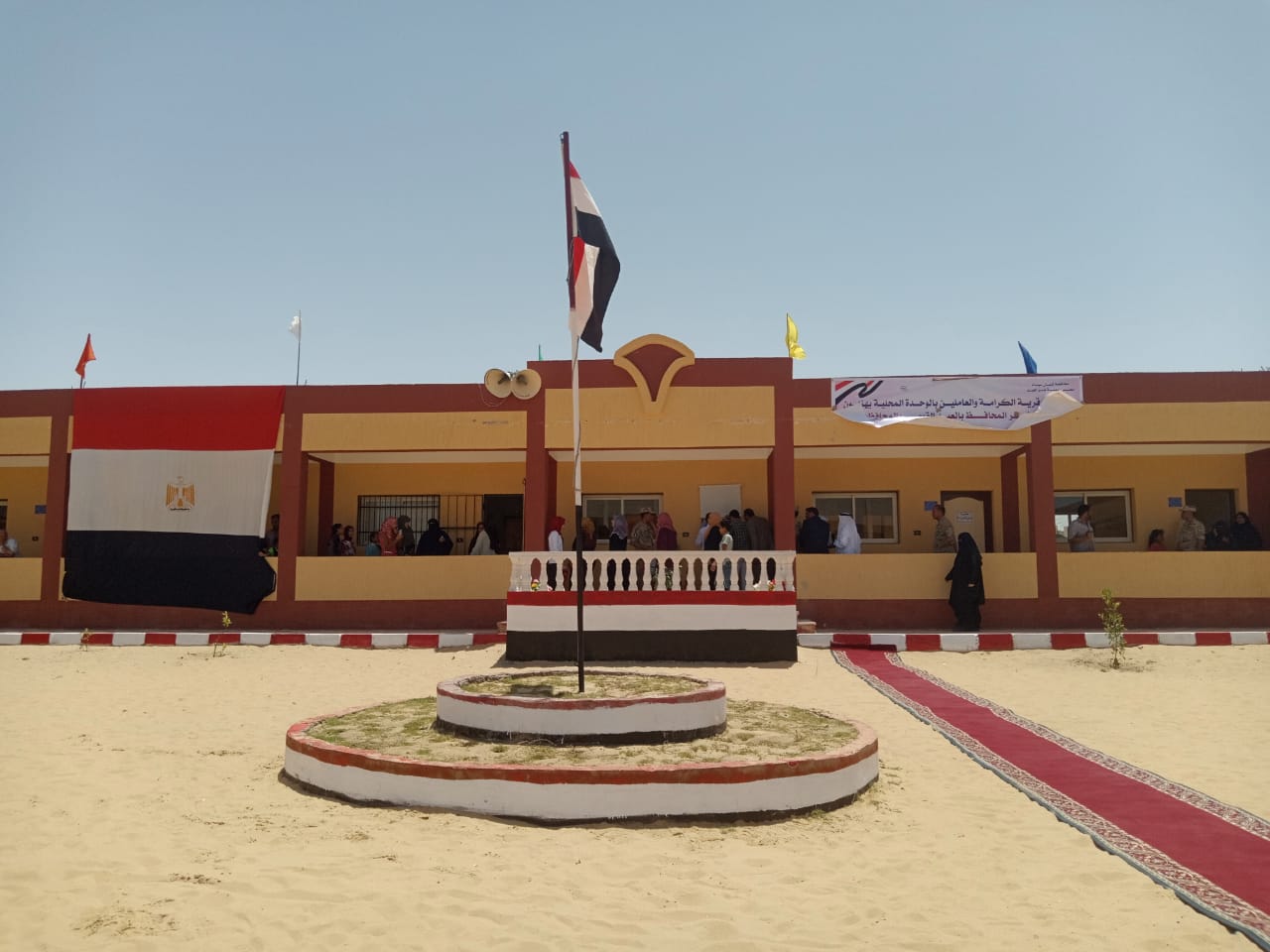 محافظ شمال سيناء يفتتح توسعات مدرسة  الشهيد رائد عمرو فريد بقرية الكرامة (12)