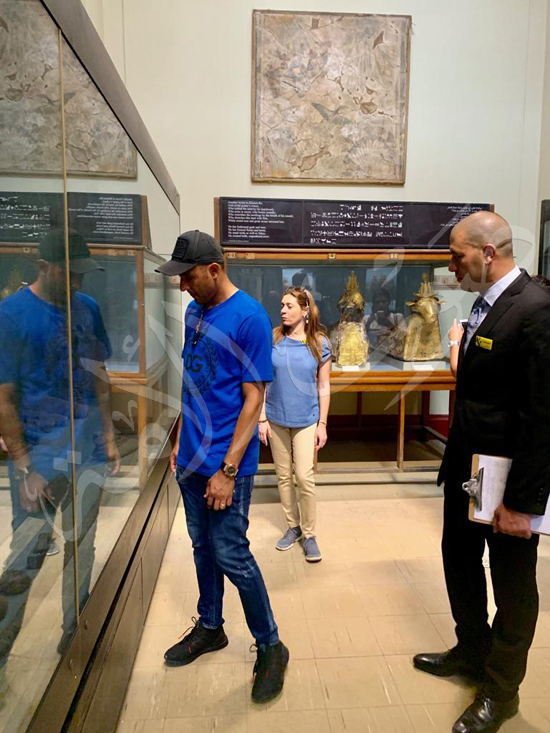 نافاس في زيارة المتحف المصري (14)