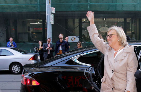 زعيمة حزب الخضر الكندى إليزابيث ماى