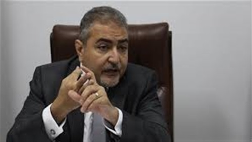 الدكتور خالد العامرى نقيب الأطباء البيطريين ورئيس اتحاد الأطباء البيطريين العرب