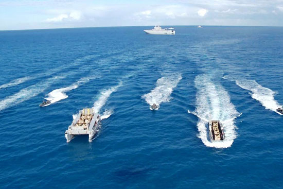 القوات البحرية تنفذ عملية تدريبية فى البحر المتوسط (1)