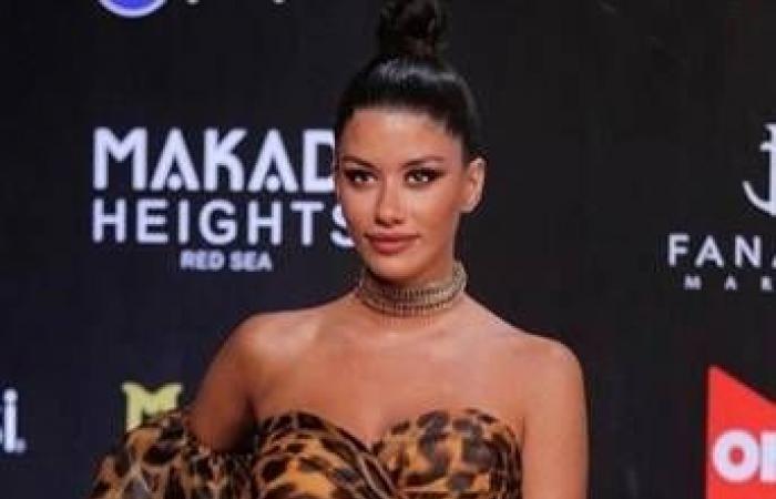 سينتيا خليفة صاحبة الإطلالة المثيرة في مهرجان الجونة.. من هي؟ (صور) | صوت  الأمة