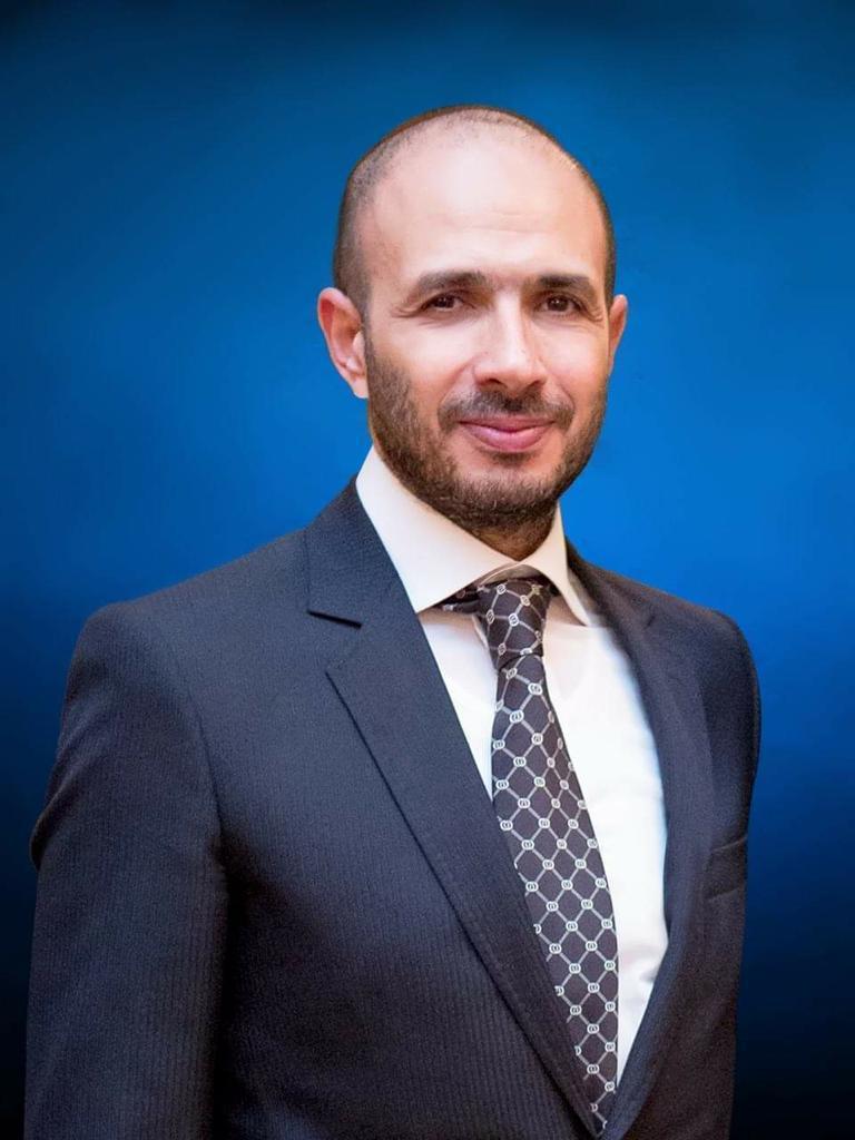 خالد الطوخي رئيس مجلس أمناء جامعة مصر للعوم