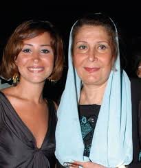 منة شلبي ووالدتها زيزي مصطفي