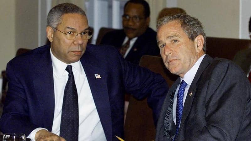 باول والرئيس الأميركي الأسبق جورج بوش الابن