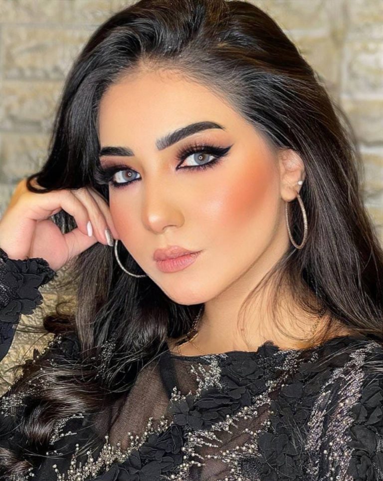 الفنانة شيماء المغربي