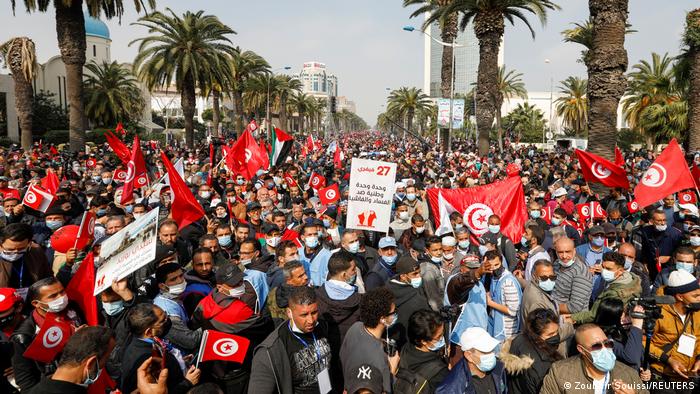 مظاهرات النهضة تونس.