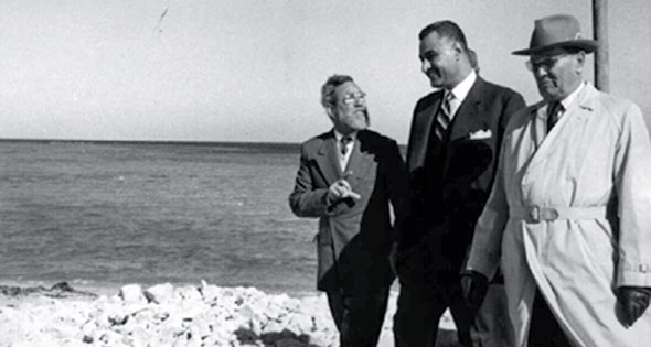 جوهر مع الرئيس جمال عبدالناصر والرئيس اليوغوسلافى جوزيف تيتو