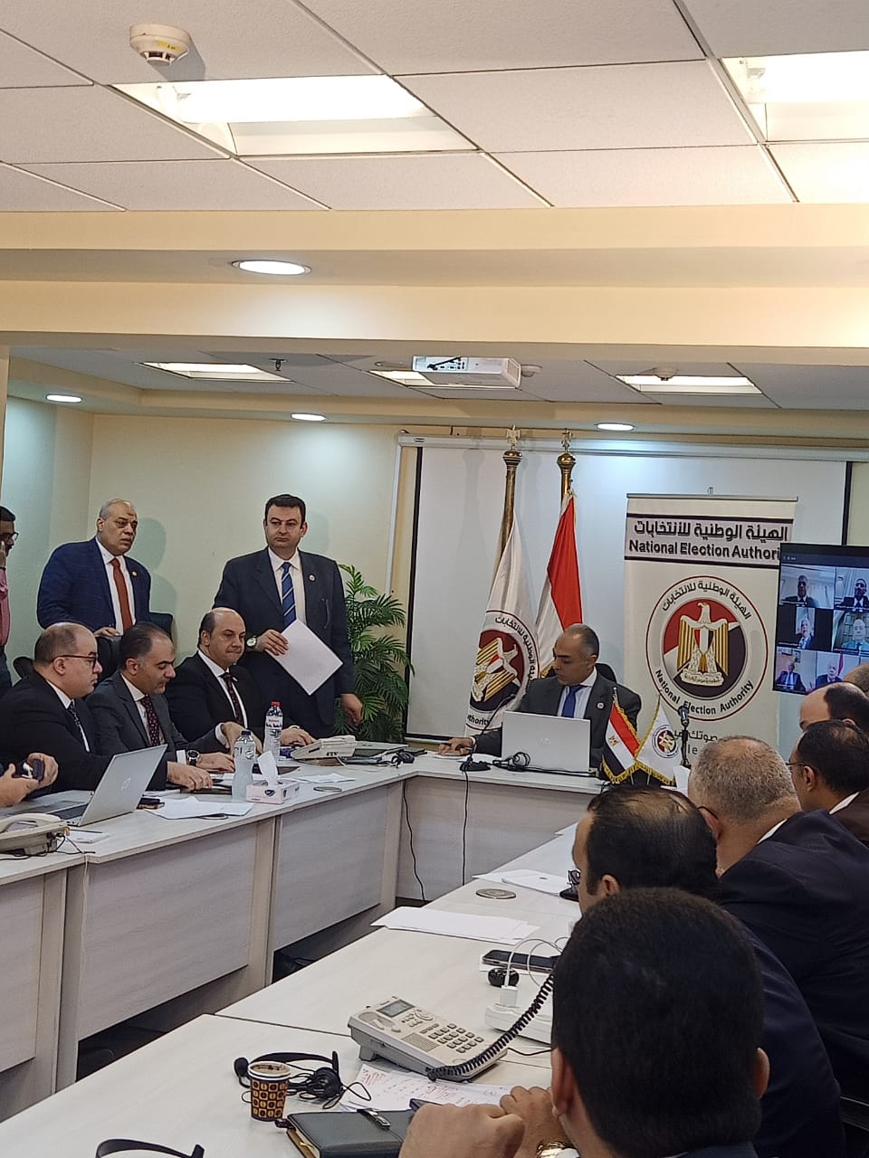 153785-بدء-مؤتمر-الهيئة-الوطنية-لمتابعة-اليوم-الأخير-من-التصويت-بانتخابات-الرئاسة-(1)