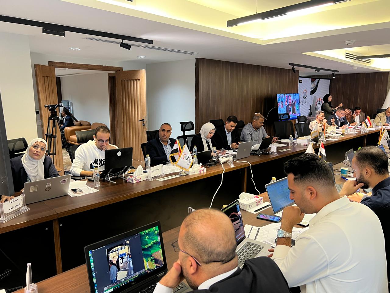 e3bf1912-de7b-4ef0-89ef-c0b3d326cebf