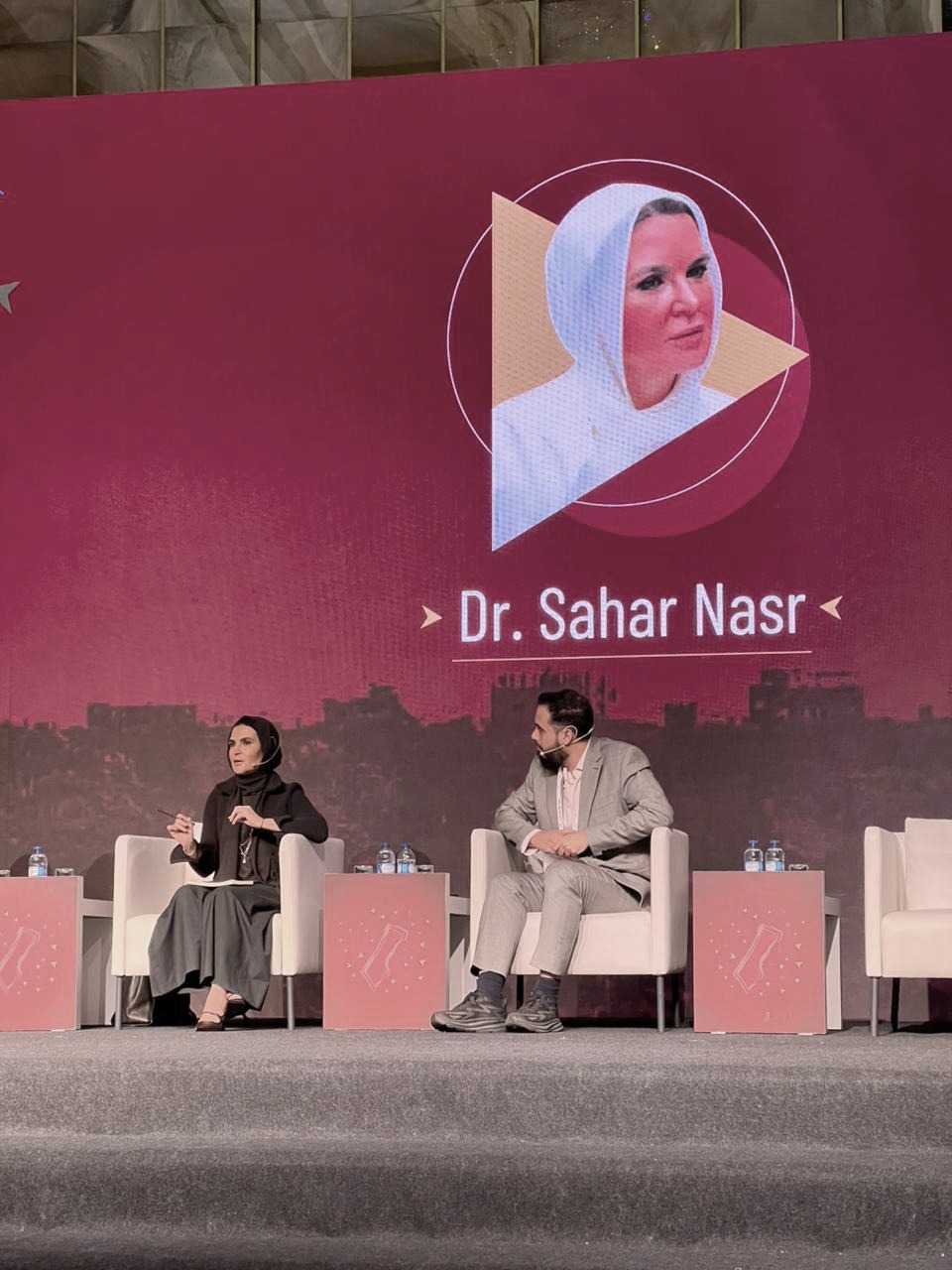 4f43a264-7692-467a-8ddf-3e55c251b5e0