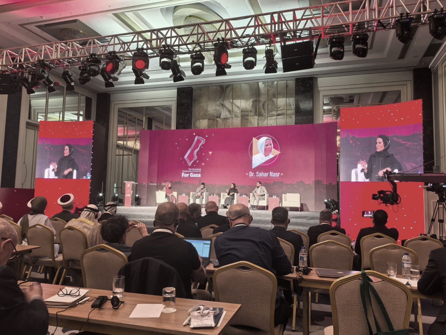 dabd60ba-4a93-4e9b-83b0-2b18d197e1b0 (1)