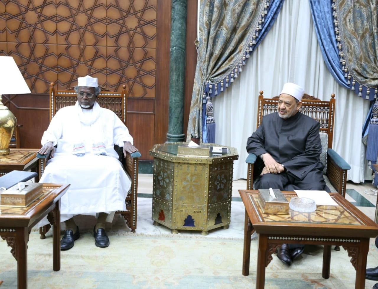 c563c0b5-392f-4efe-a832-b3dcaae153fb