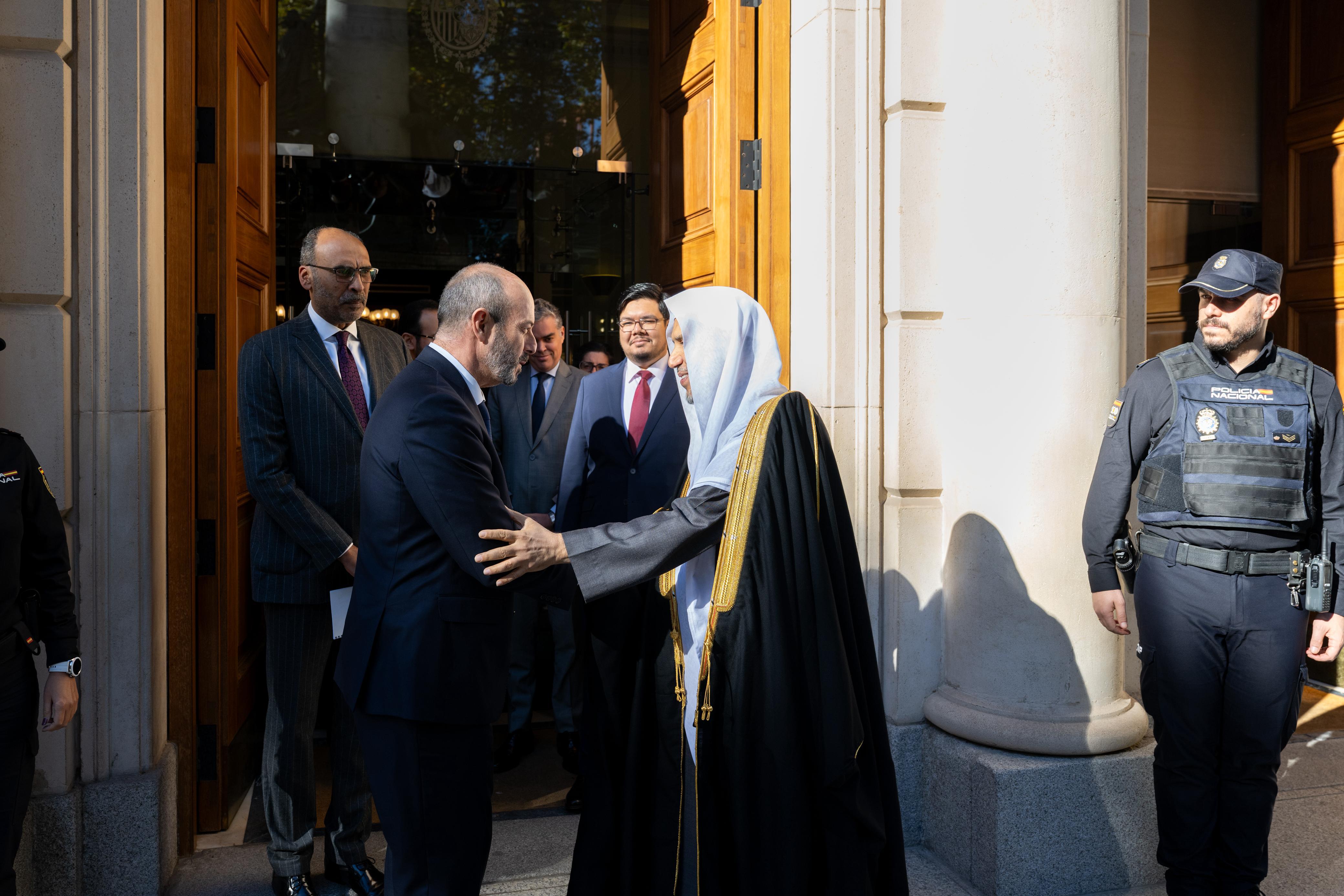 WhatsApp Image 2025-11-19 at 15.18.44 (1)