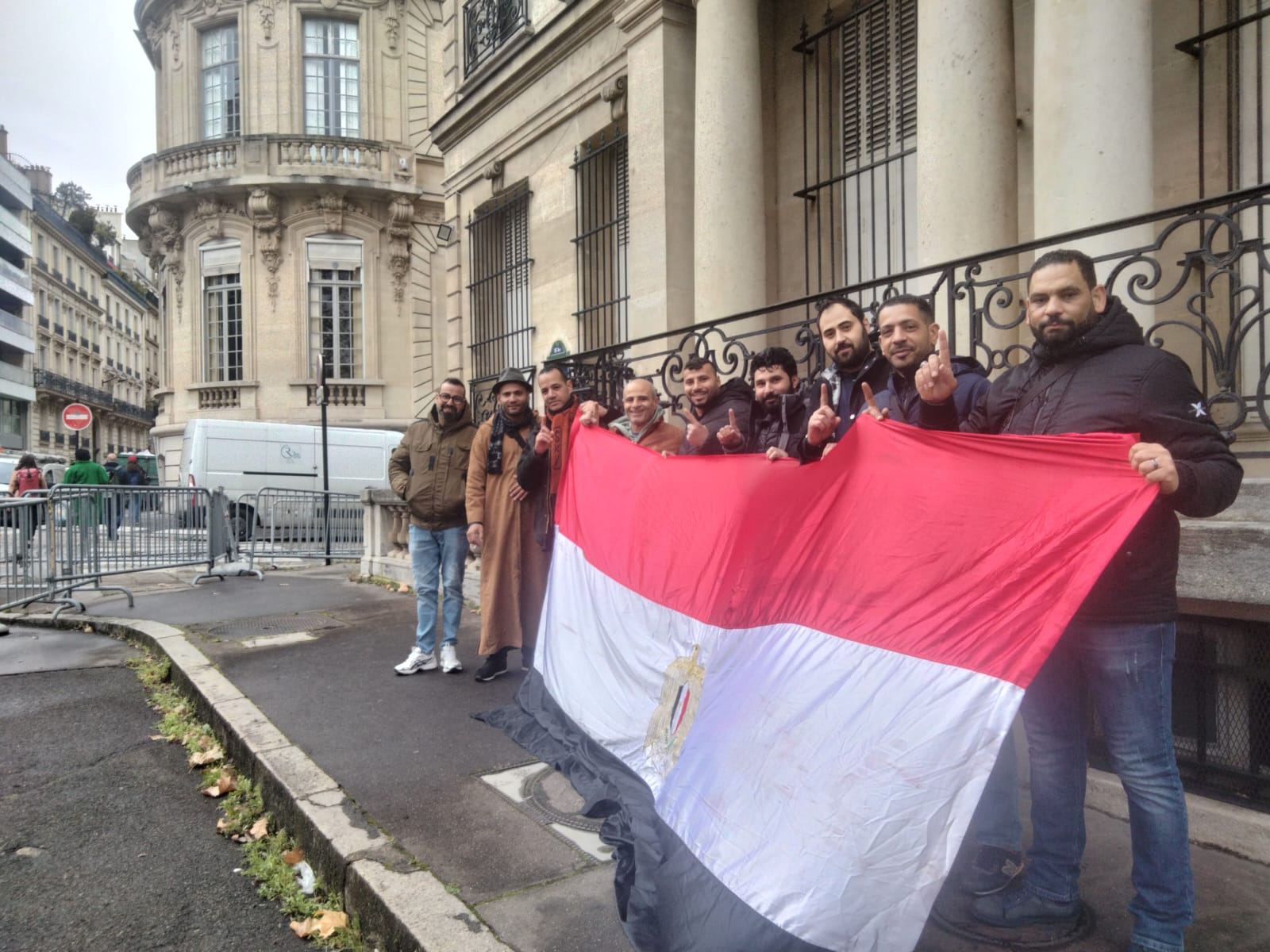 dd302d54-8696-4c18-ad6a-f4c08d94ea7e