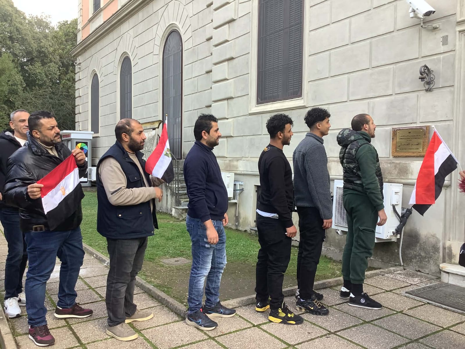 408dfb12-0096-4010-921a-ab57b0ff059b