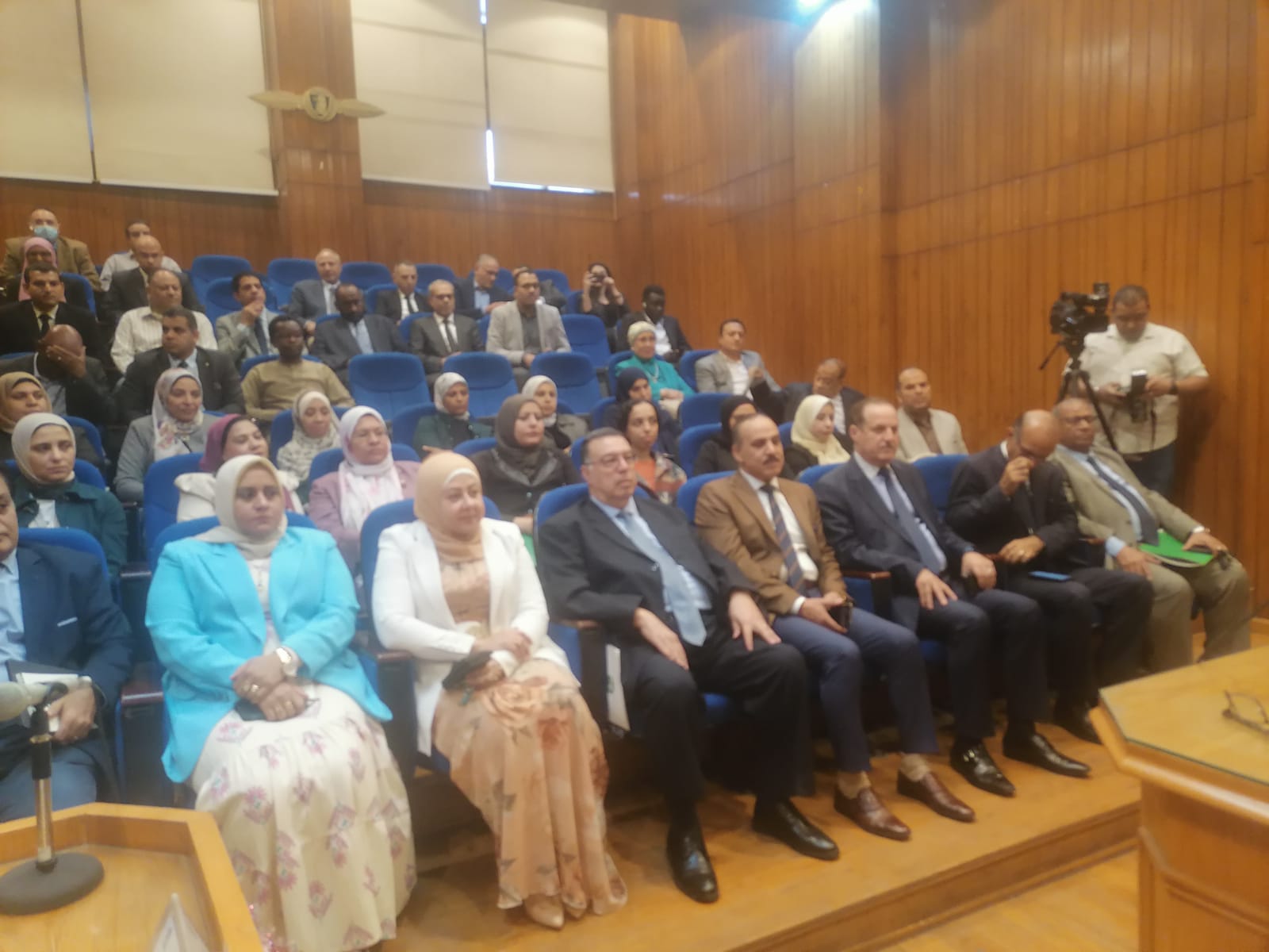 25e71a70-381e-4e53-9aed-7e2a3e82aece 25e71a70-381e-4e53-9aed-7e2a3e82aece