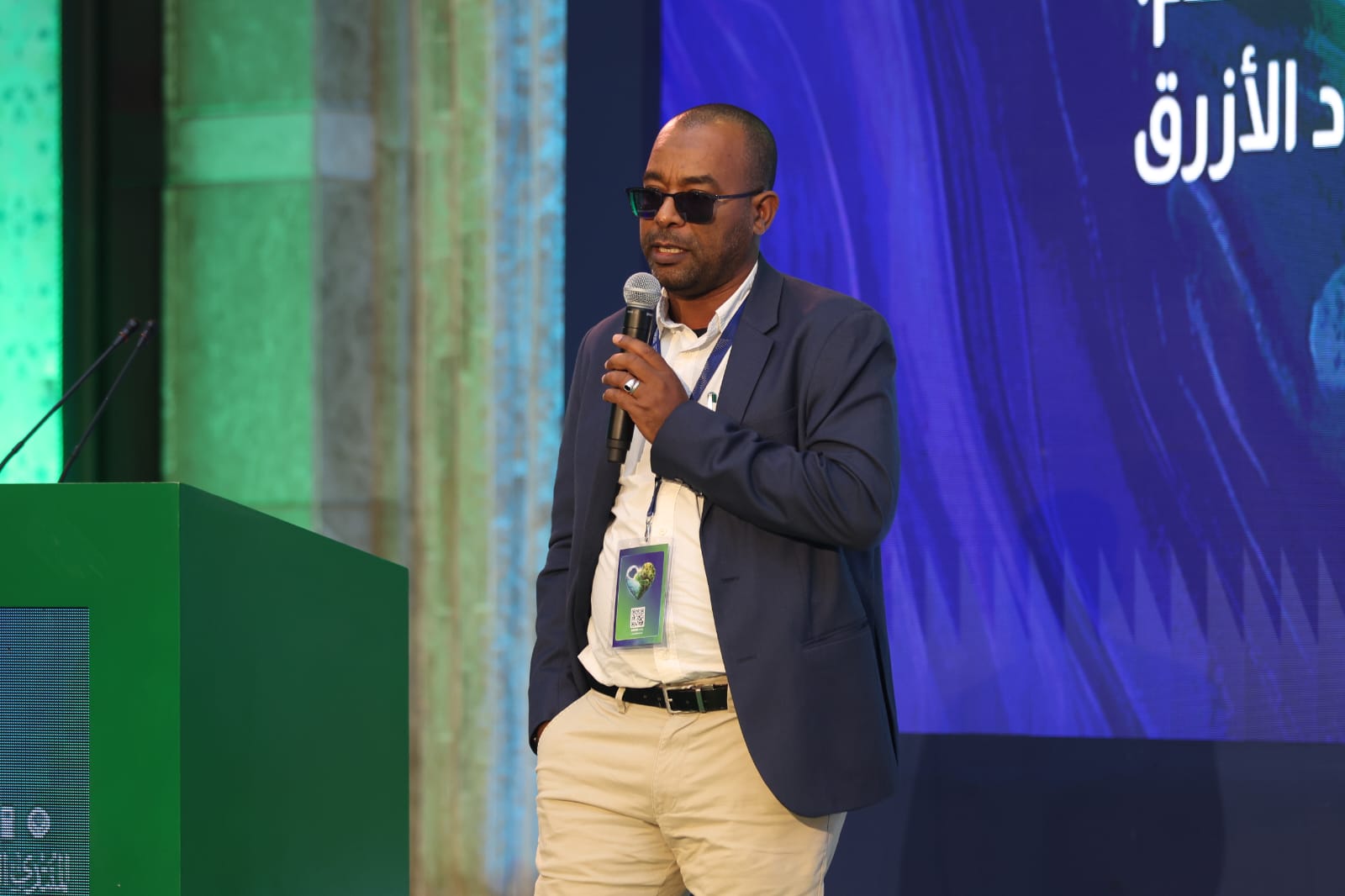 c40e24f1-267c-4f06-82f7-cc13962a3953