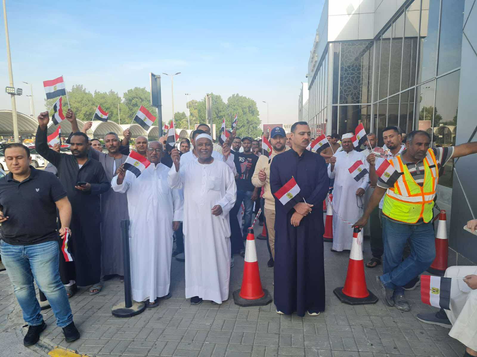 144385-WhatsApp-Image-2025-11-08-at-12.04.05-PM 144385-WhatsApp-Image-2025-11-08-at-12.04.05-PM