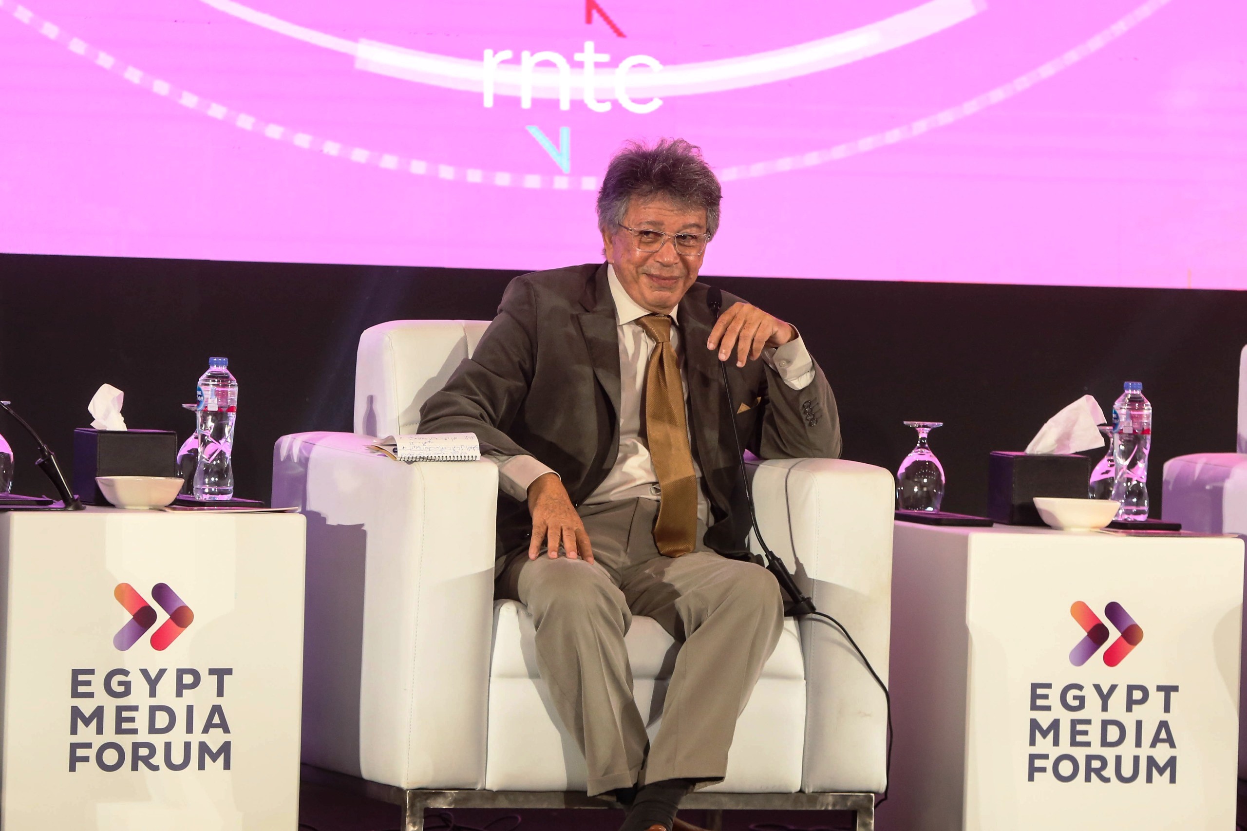 828a6481-7904-4727-878d-0d1567302a83 828a6481-7904-4727-878d-0d1567302a83