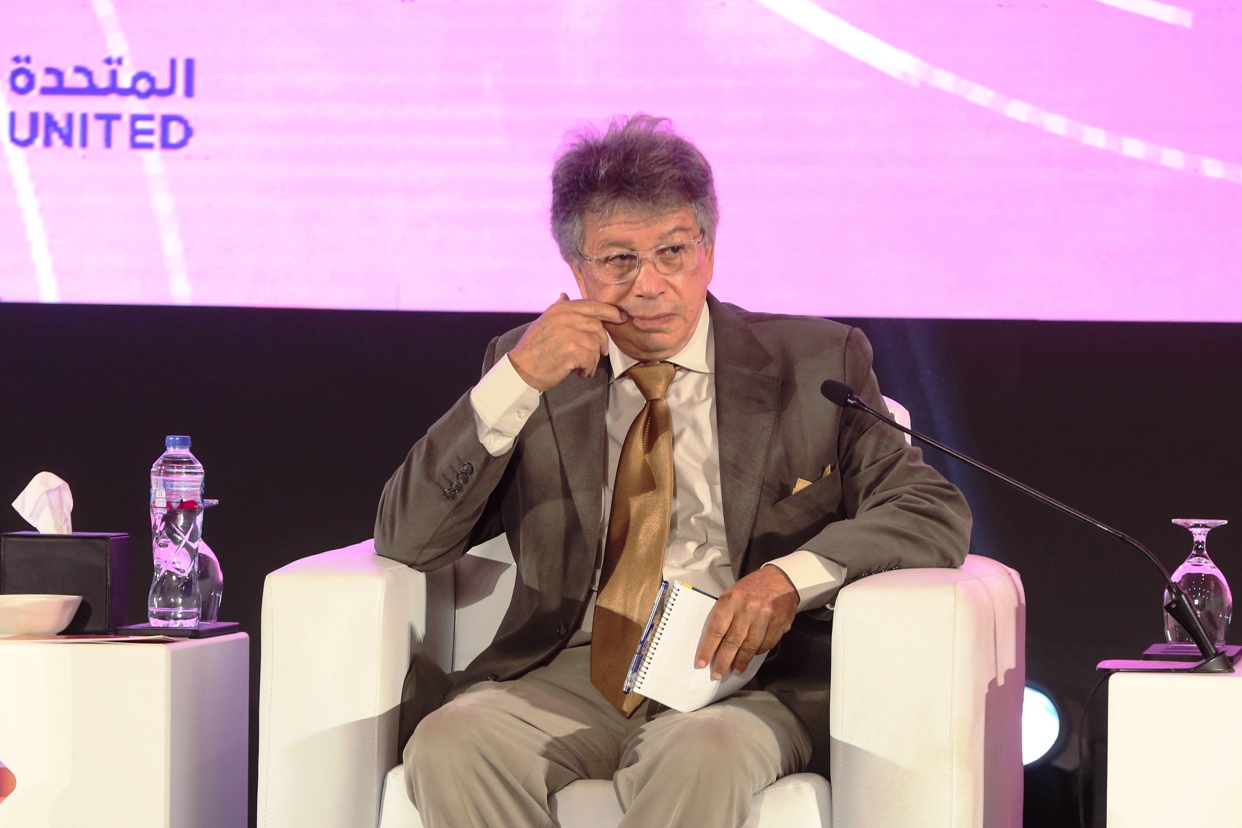 7f273fa9-4c80-4e13-b1a7-0c6dafb0ba39 7f273fa9-4c80-4e13-b1a7-0c6dafb0ba39