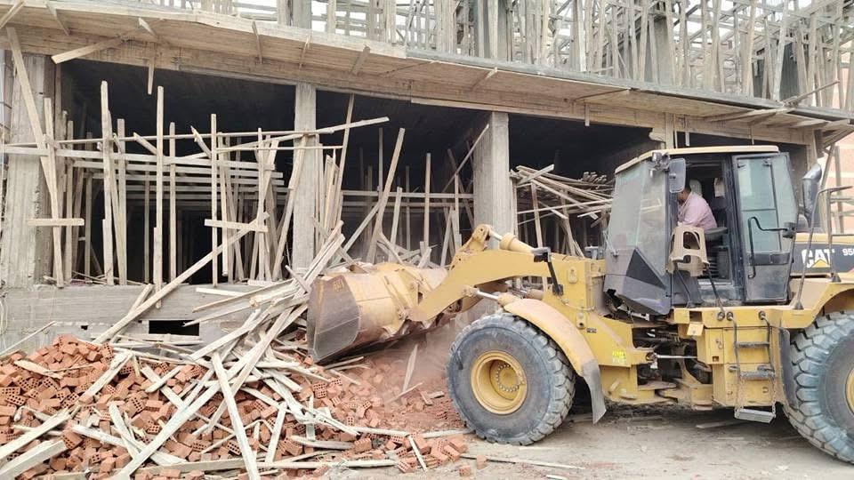 dbf9421b-6ad0-4eb6-939a-8a2de29949a9 (1)