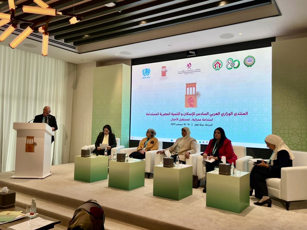 b5679db8-ec6b-44f6-803e-524c8a45ea4f b5679db8-ec6b-44f6-803e-524c8a45ea4f