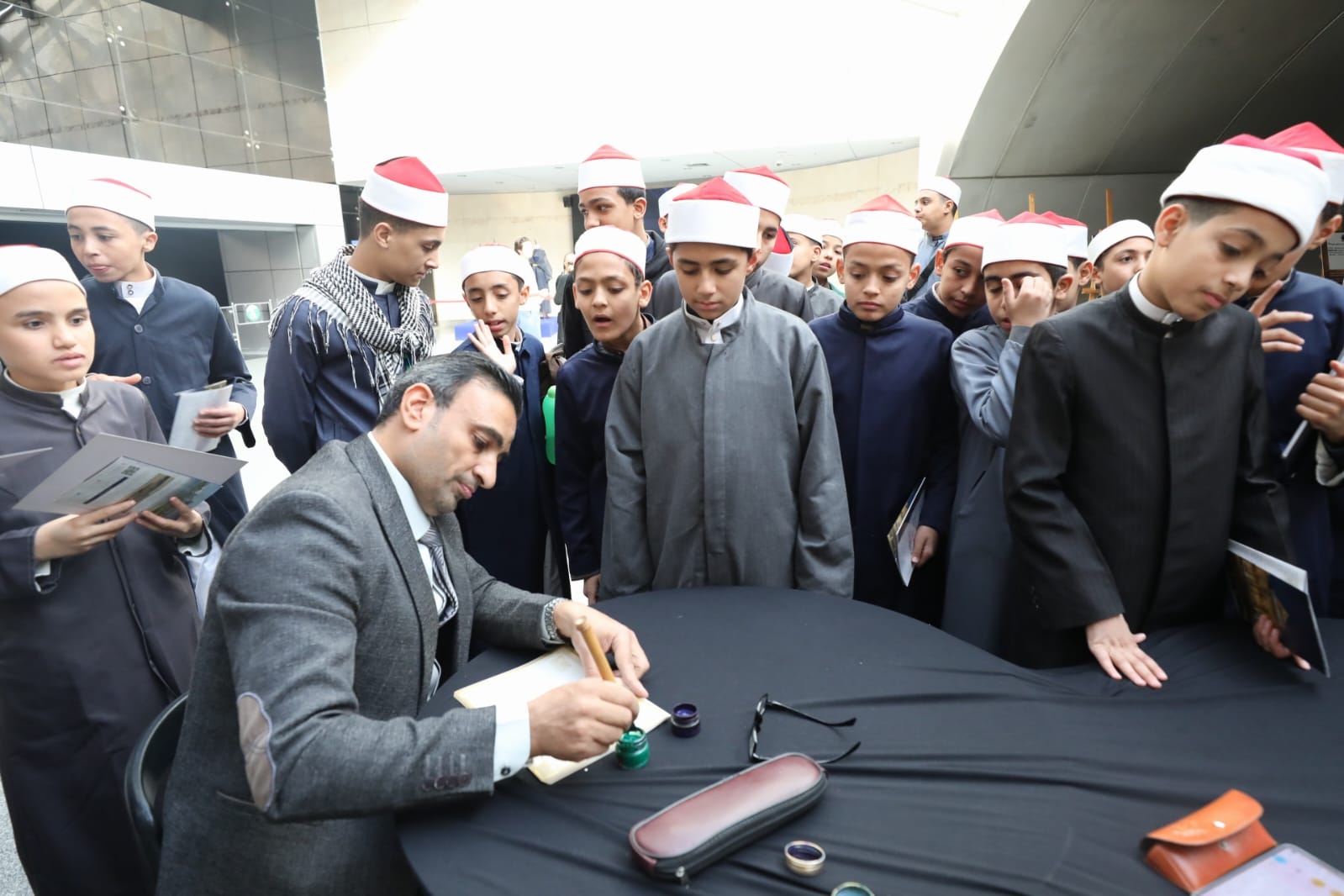 a40e01ea-8a7f-4769-ad3c-35f134b117d1