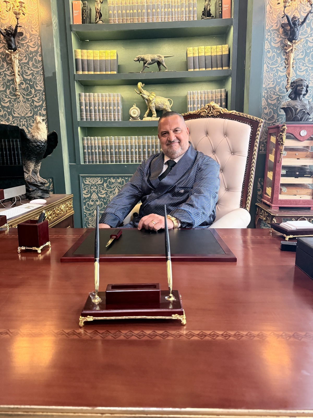 cfccd574-d221-4a07-8dd0-e6721b1d3429