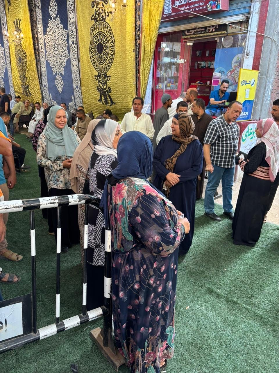 404659-محافظة-الغربية-توفر-استراحات-للناخبين--(2)