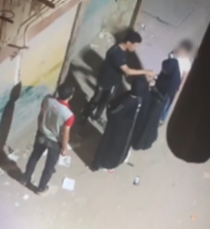 ىى