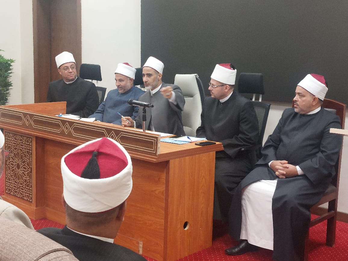 رئيس القطاع الدينى