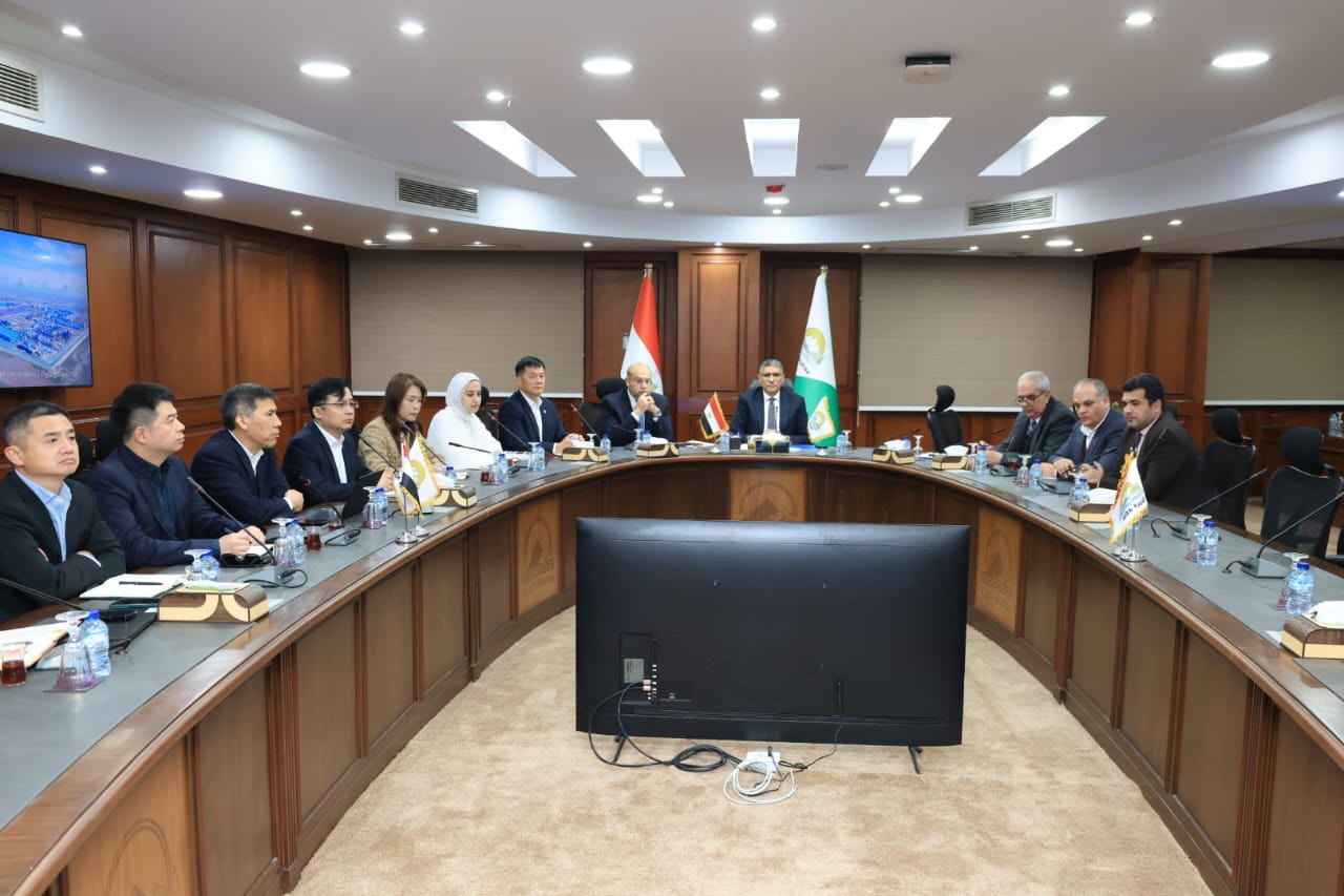 64b6f907-7711-4421-b742-02a5ea236359