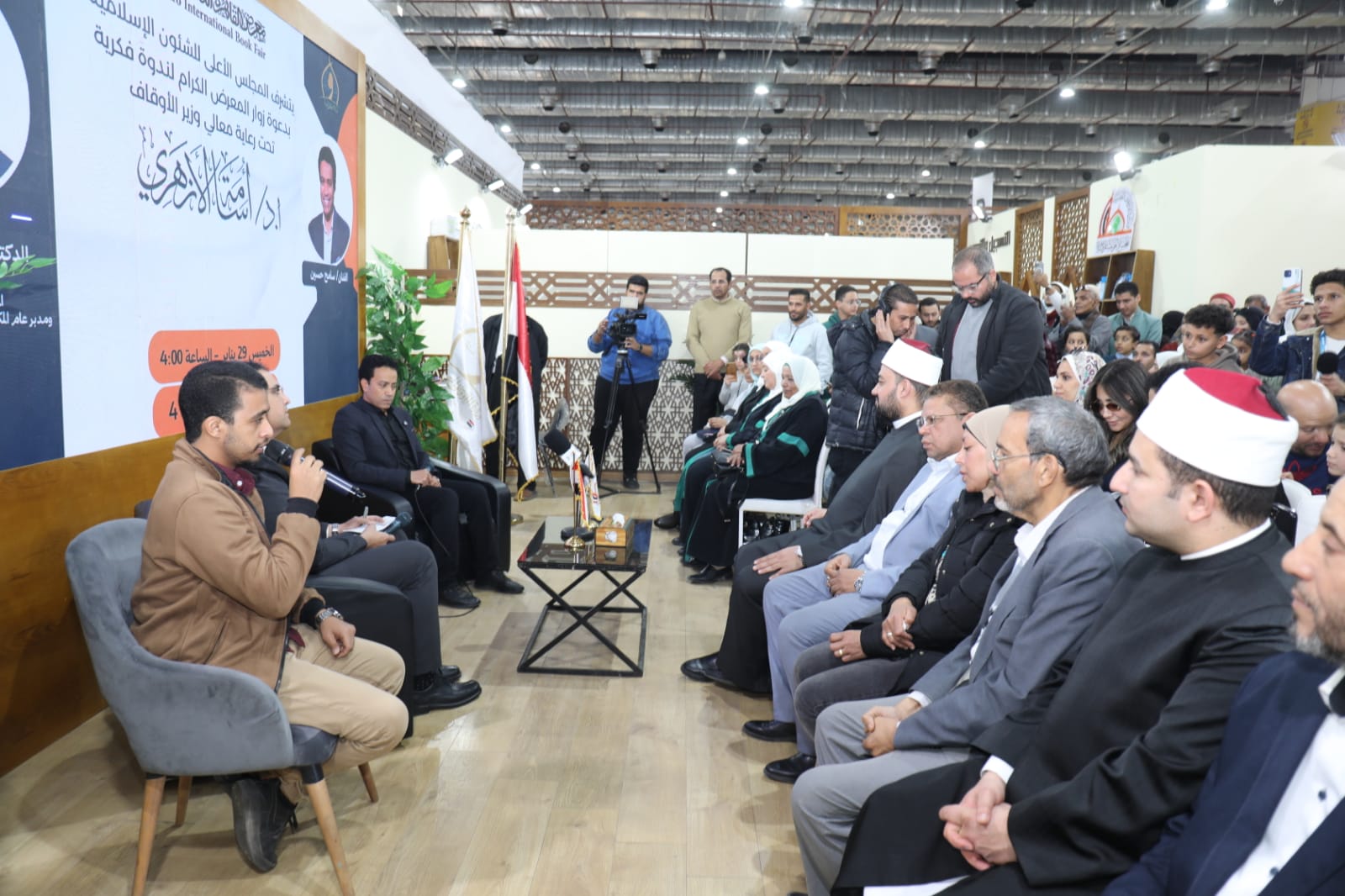 61f0a7eb-c31d-437c-a3e1-abb09f96b93e