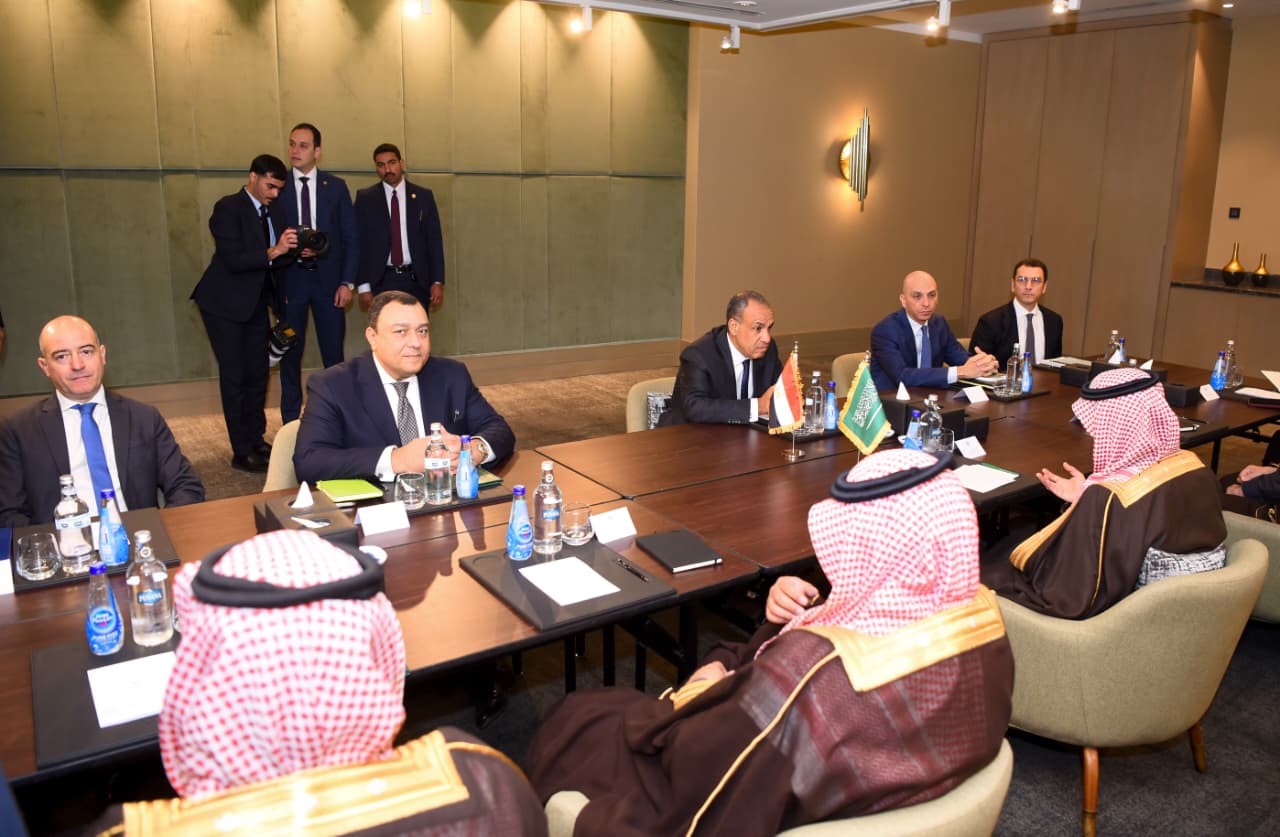 559b016f-dc27-428a-b6c0-49114fb0bc97