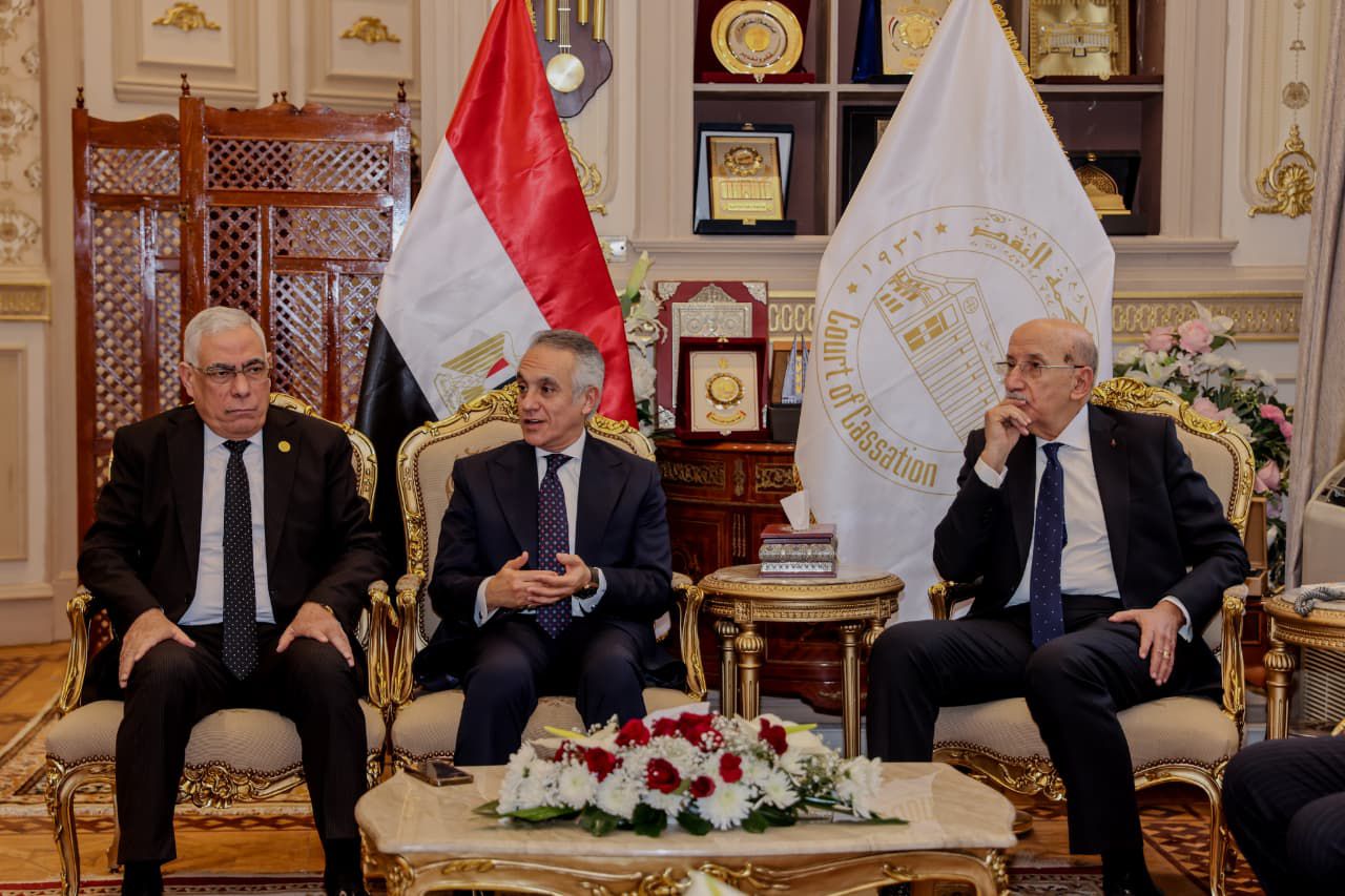 809f5e80-7dfc-493e-bc74-ae990aca74f2