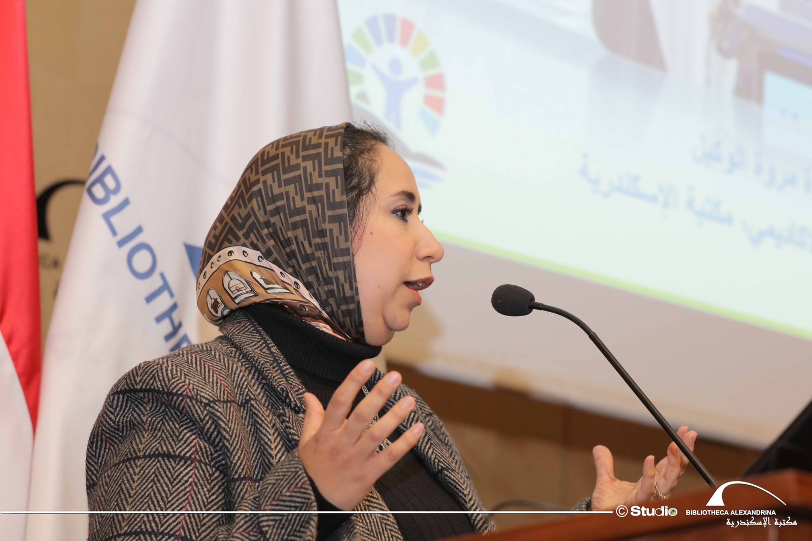 0f0467e2-d6fd-453d-9cf6-c312eb90c2f1