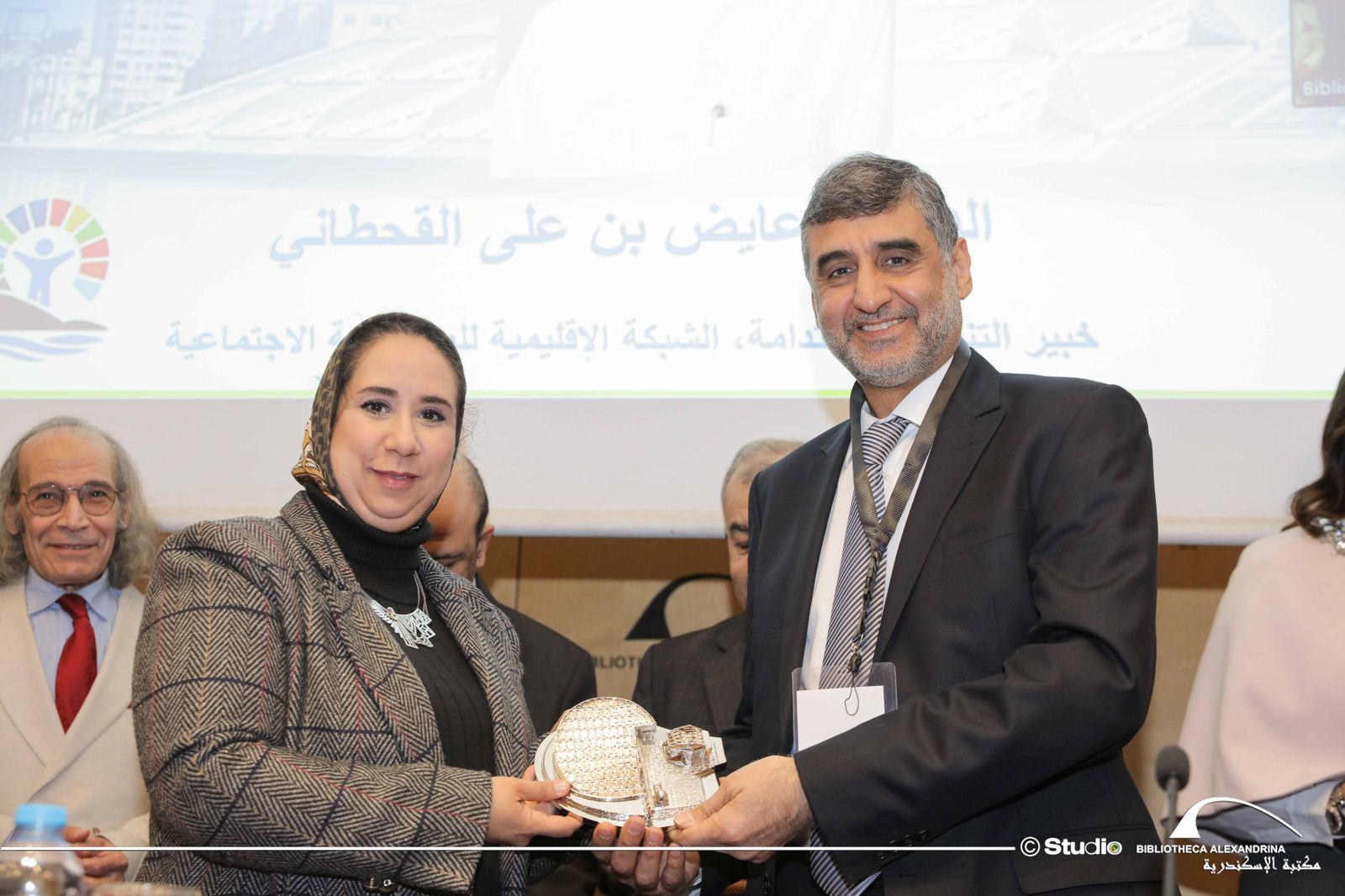 fce0590a-bbb8-4c41-a4c4-01006ab1d405