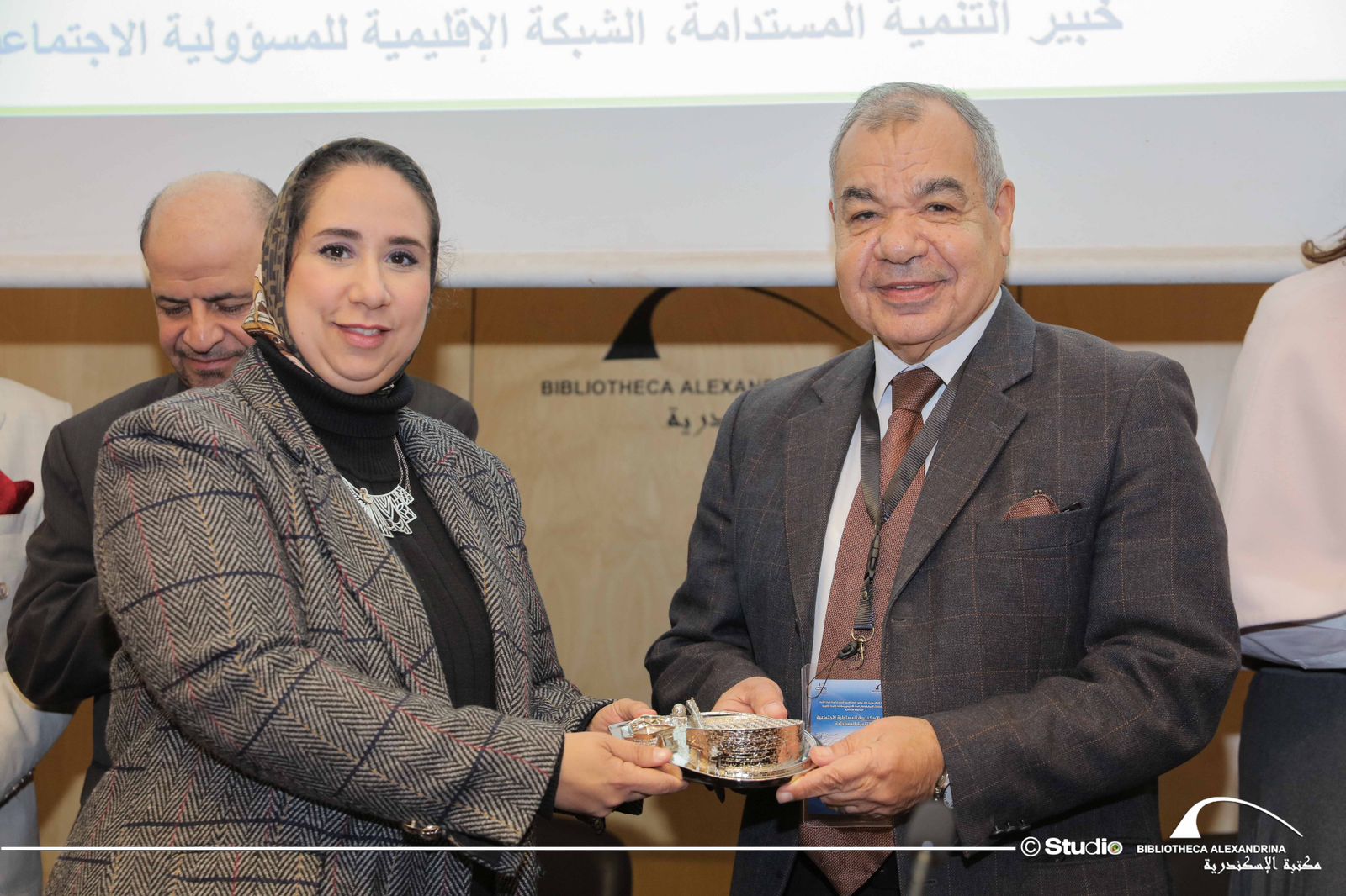 de924470-4887-411a-9ea7-f84b2cfe7e90