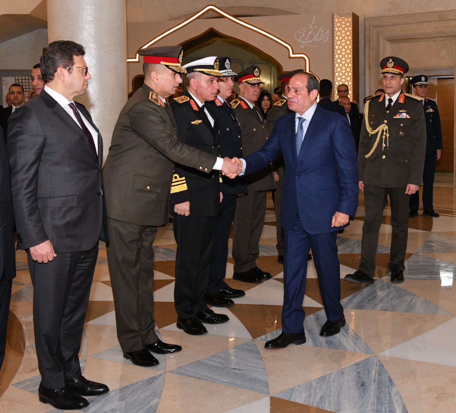 e16ec660-4e2a-4bdb-a724-1a0267e4083c