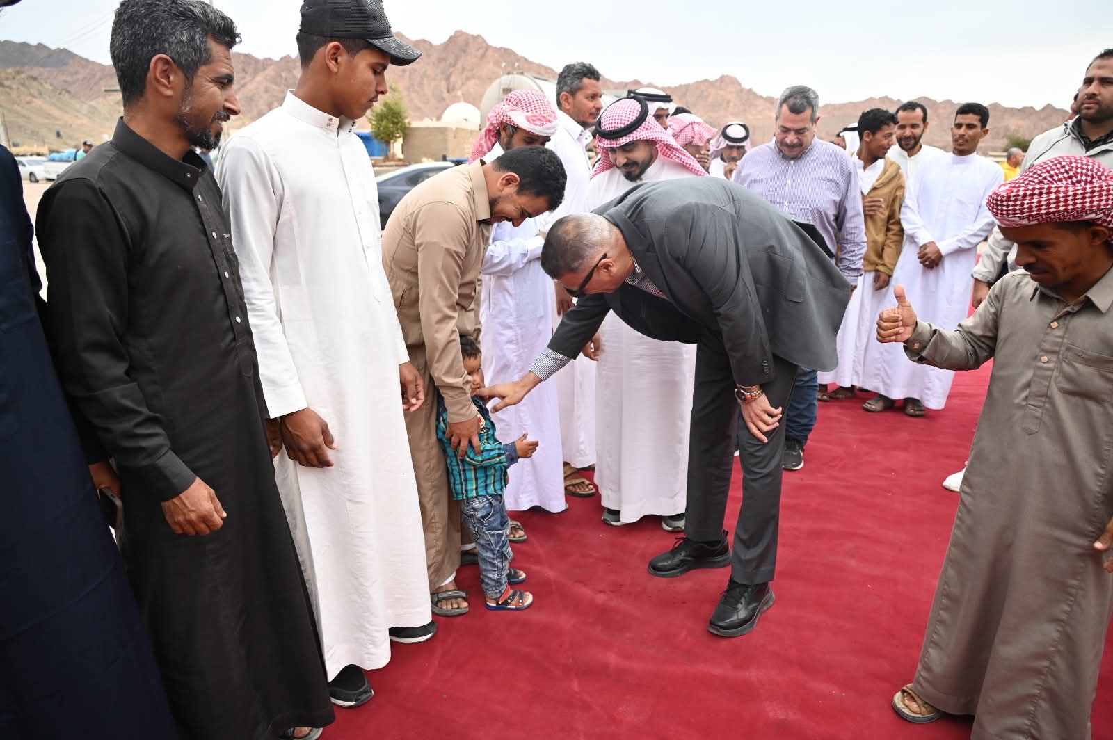 33dbeb2c-83cb-4a2e-a630-90e80d73a214