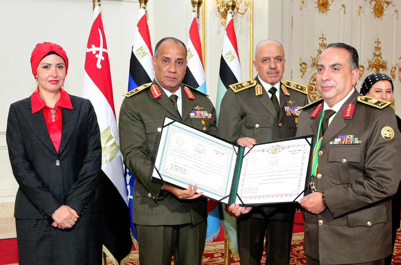 bae7bbf4-20a4-491d-9bf0-852bddd0eb7d bae7bbf4-20a4-491d-9bf0-852bddd0eb7d