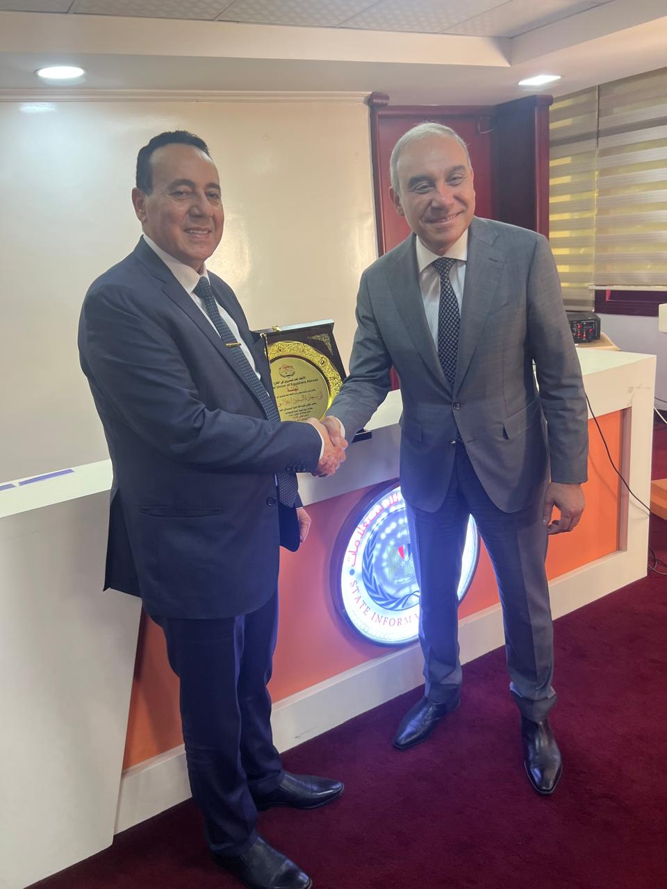 aff8a1a1-7df0-43a5-8967-3653c2d51e8d