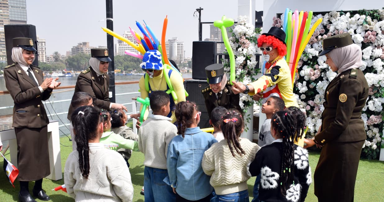 96a99562-3486-4fa5-86be-23ab318c397b