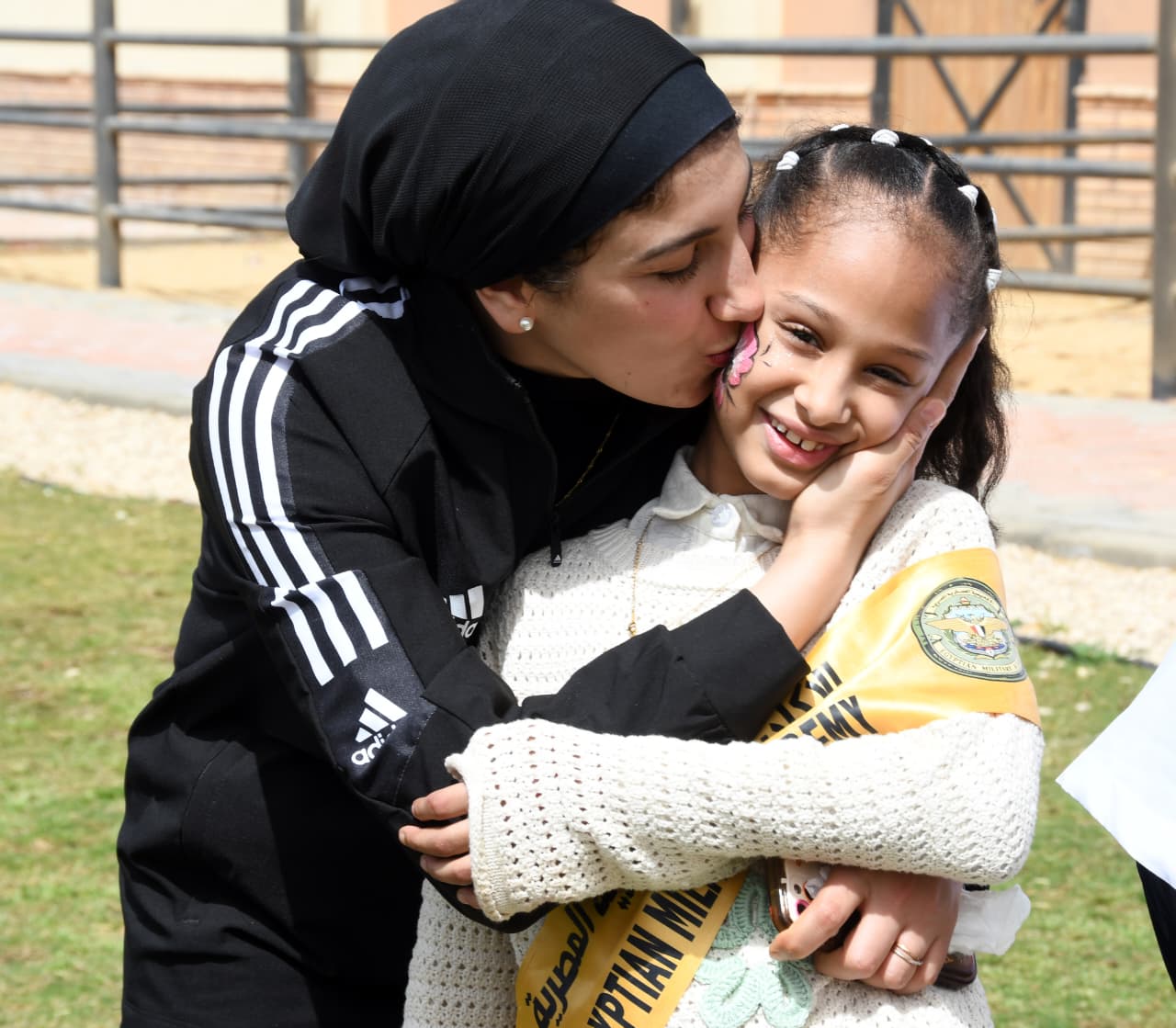 1a55411e-7a1a-43c2-ac6c-fa031b6e6250