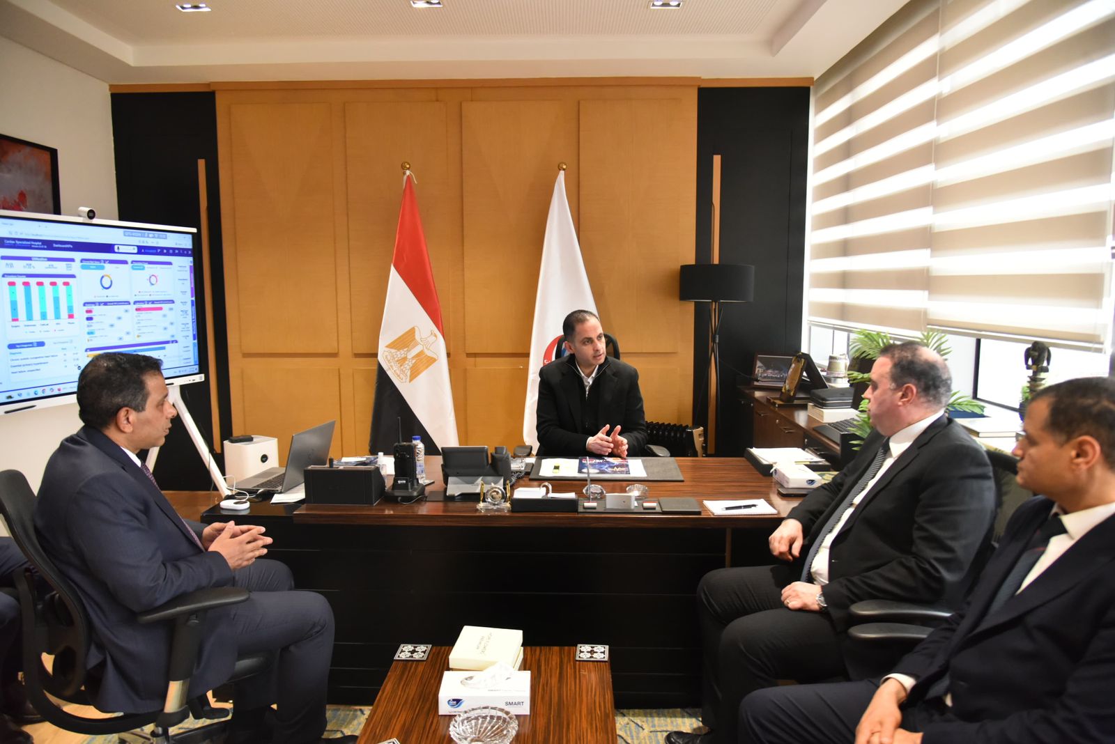 8fd98506-d6e7-4b18-9dd6-c43b5373a1da