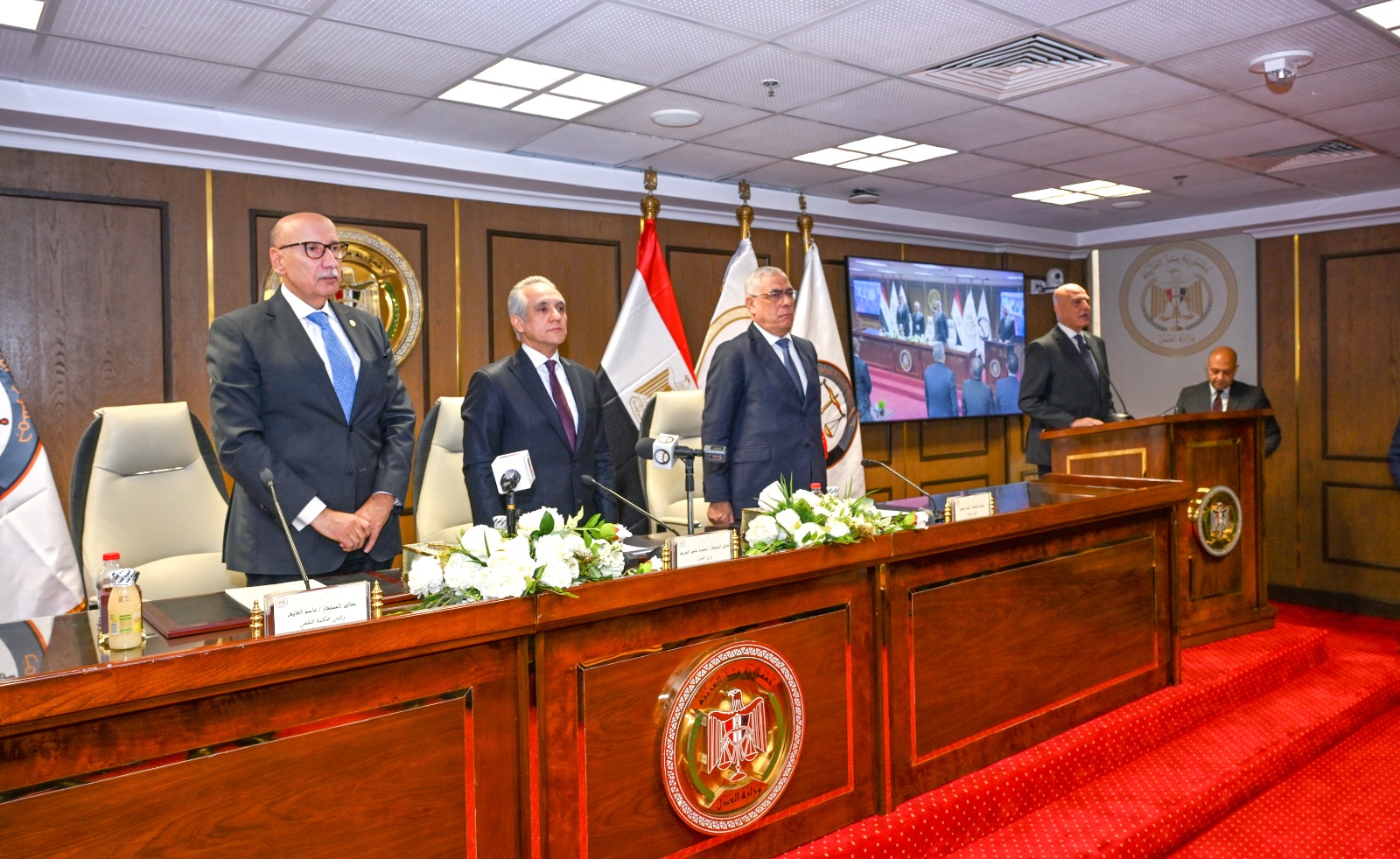 f9c442f2-bb26-45b2-b80e-5e2112dd7ea9 (1)