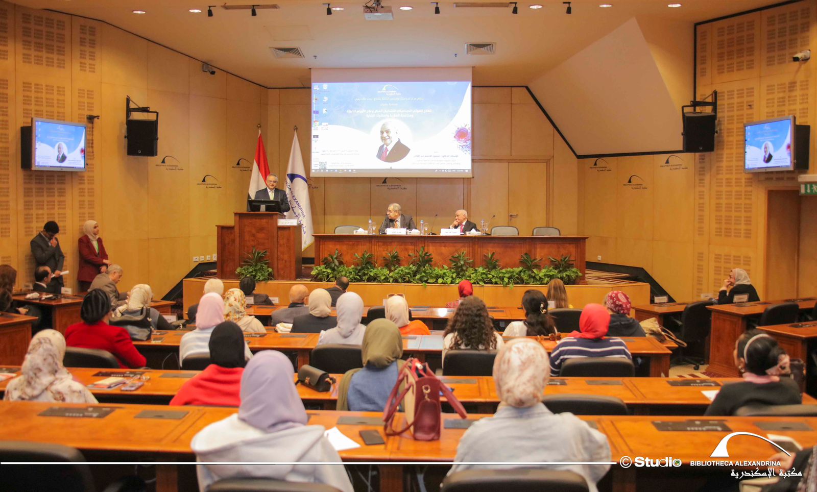 7a388115-7b6a-419c-babe-1854eba01a17 7a388115-7b6a-419c-babe-1854eba01a17