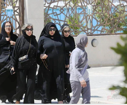 الفنانين