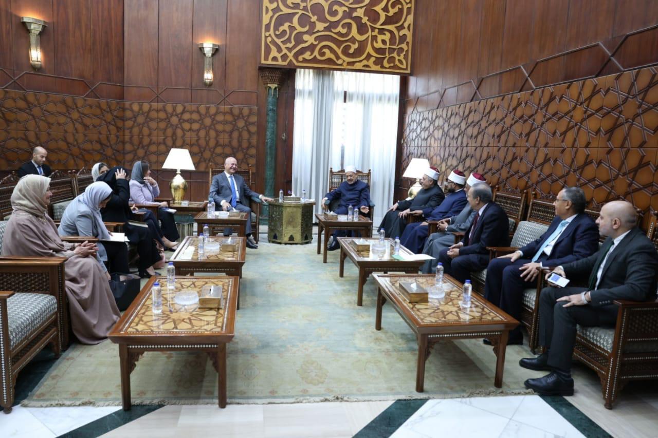 3a05b0ef-31f9-4635-ab24-b219a7f63311